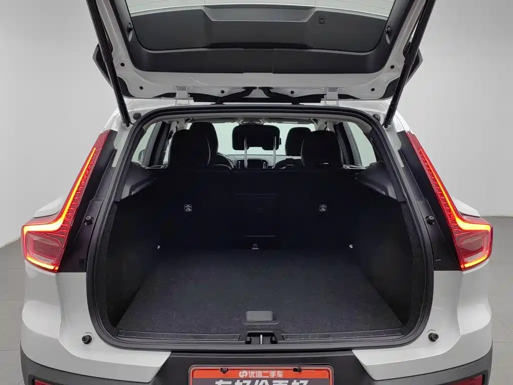 Volvo XC40 — миниатюра 16