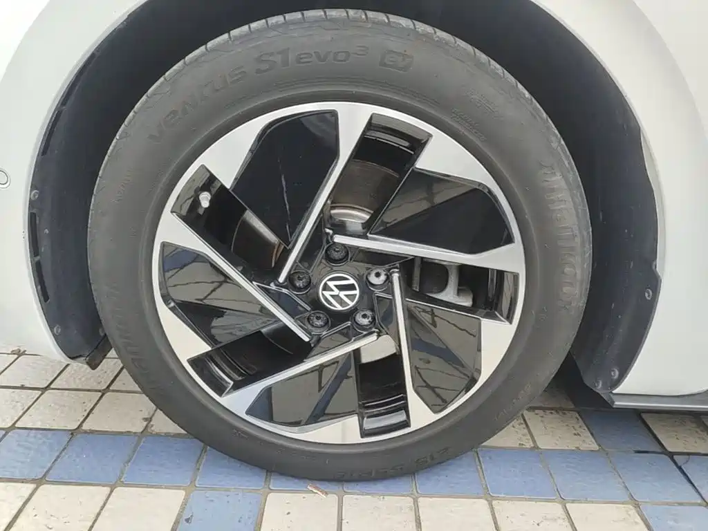 Volkswagen ID.3 — миниатюра 23
