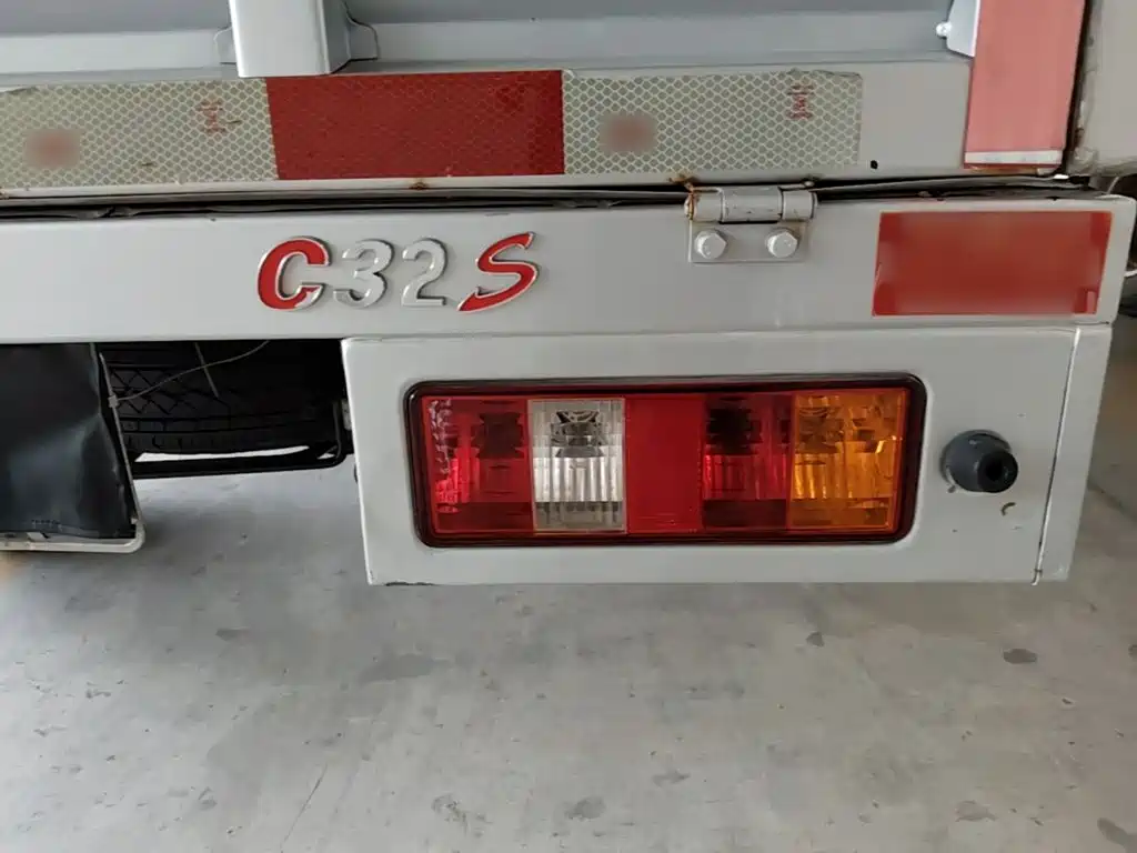 DFSK C32 — миниатюра 8