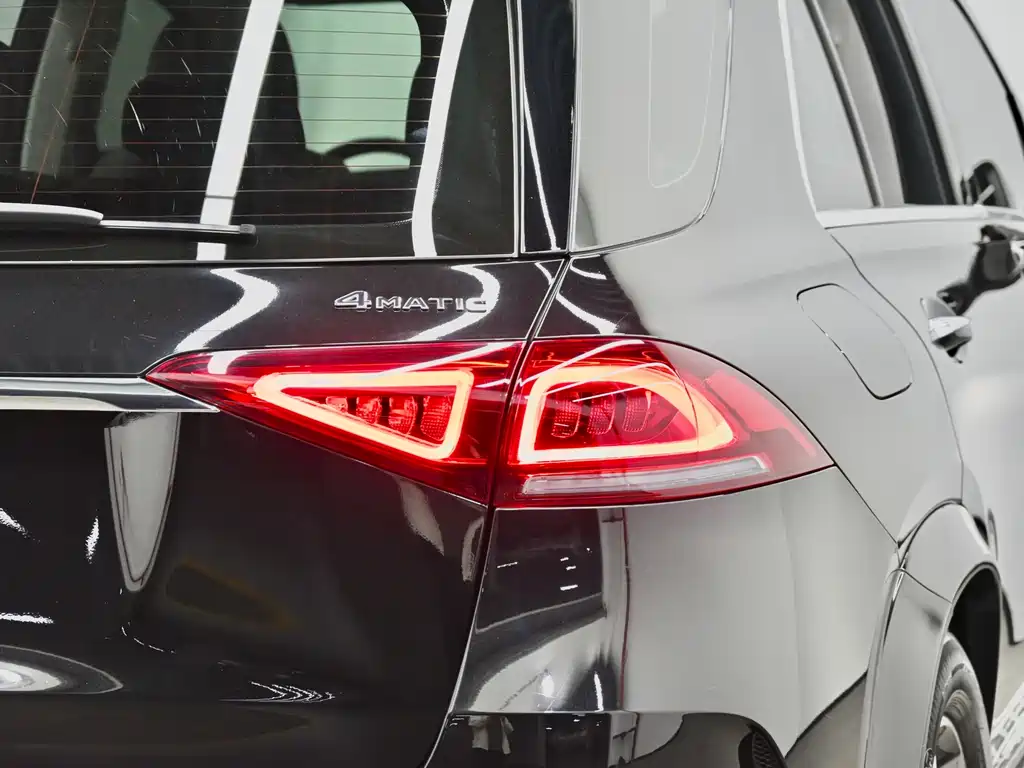 Mercedes-Benz GLE New Energy — миниатюра 36