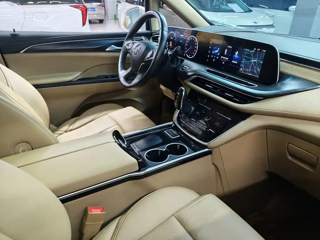 Buick GL8 — миниатюра 10