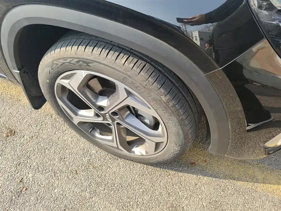 GEELY AUTOMOBILE XINGYUE L