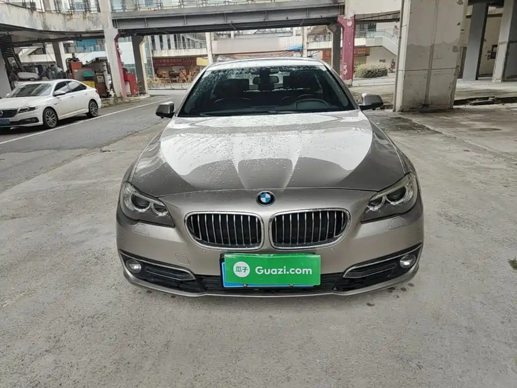 BMW 5 Series — миниатюра 3