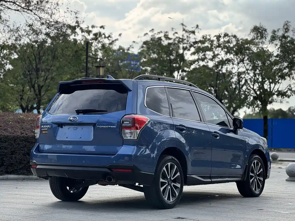 SUBARU FORESTER