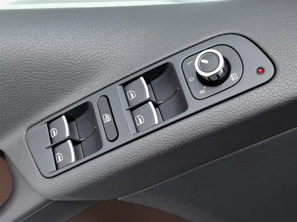 Volkswagen Tiguan 2012 2.0TSI Comfort