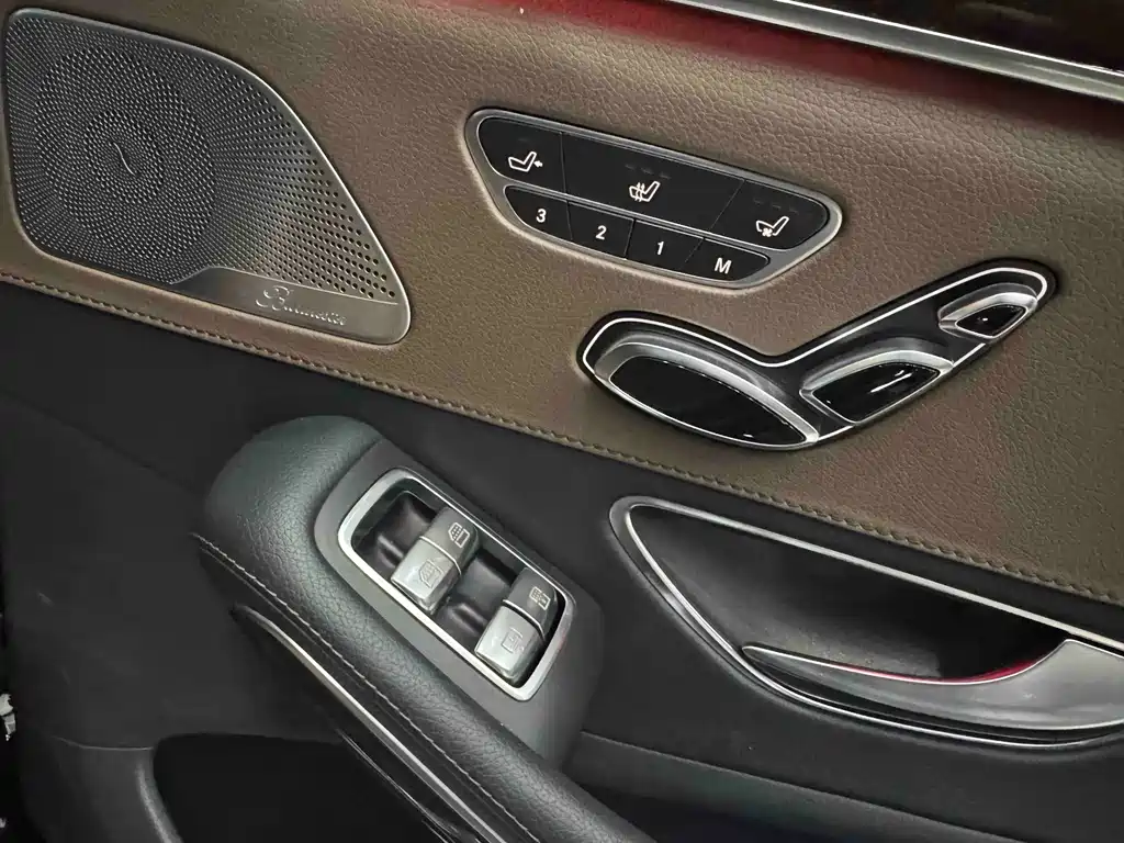 Mercedes-Benz S-Class — миниатюра 14