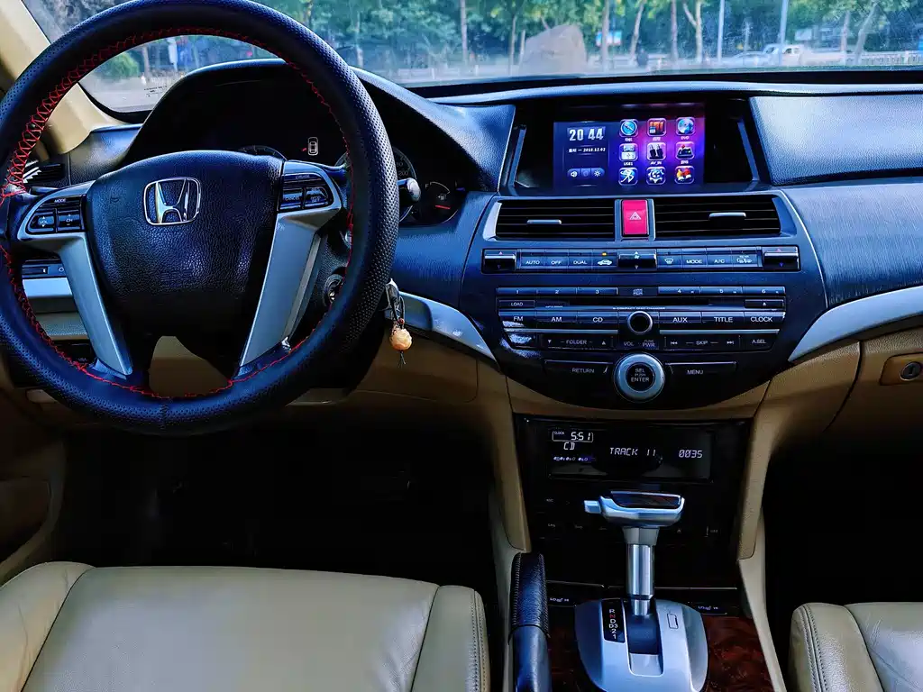 Honda Accord — миниатюра 25