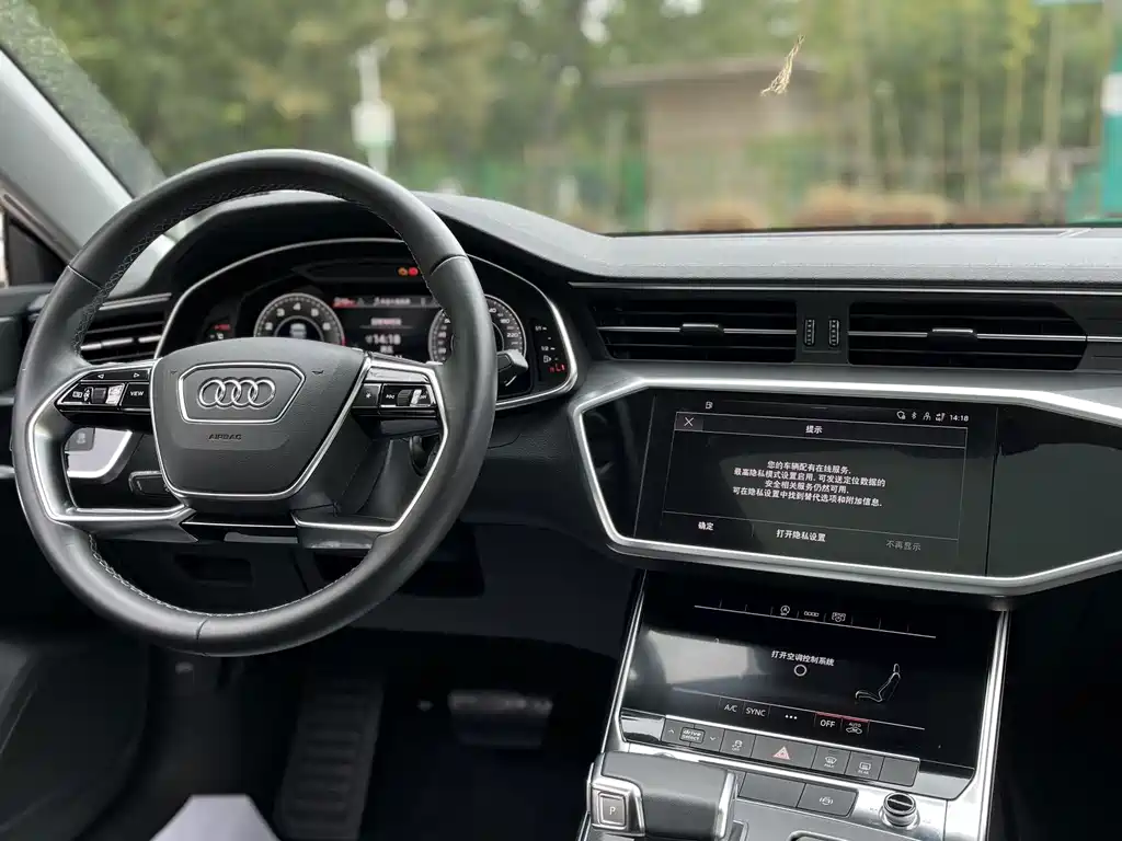 Audi A7L — миниатюра 11