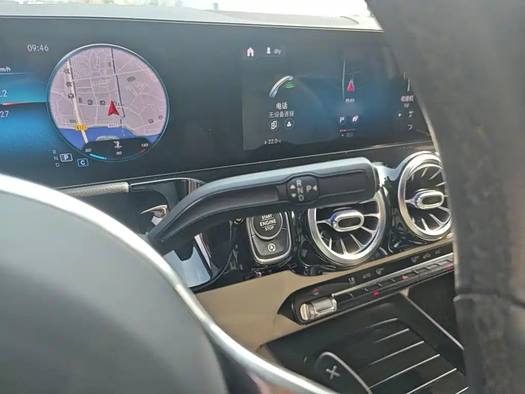 Mercedes-Benz GLA — миниатюра 7