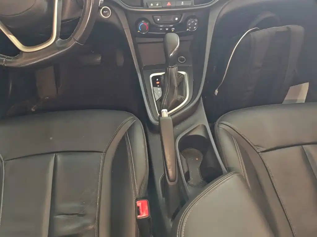 Buick Excelle — миниатюра 14