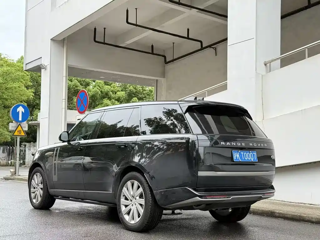 Land Rover Range Rover — миниатюра 10