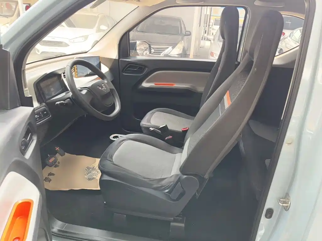 Wuling MINIEV — миниатюра 15