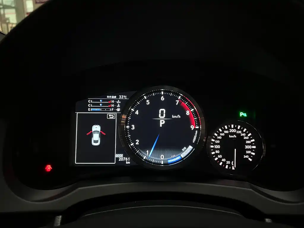 Lexus RC F — миниатюра 9