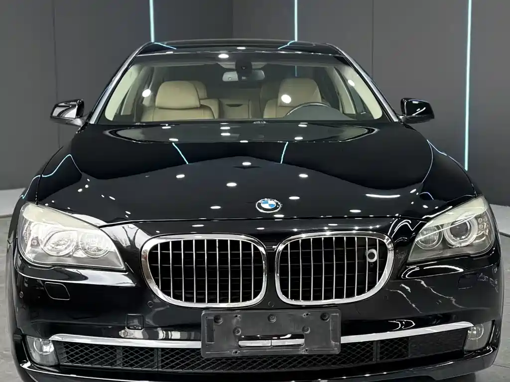 BMW 7 Series 7 2009 740Li Lead
