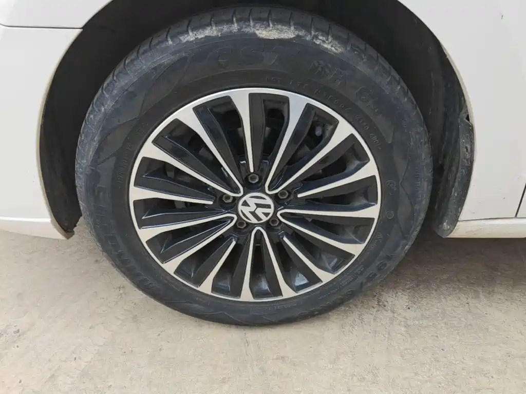 Volkswagen Jetta — миниатюра 23