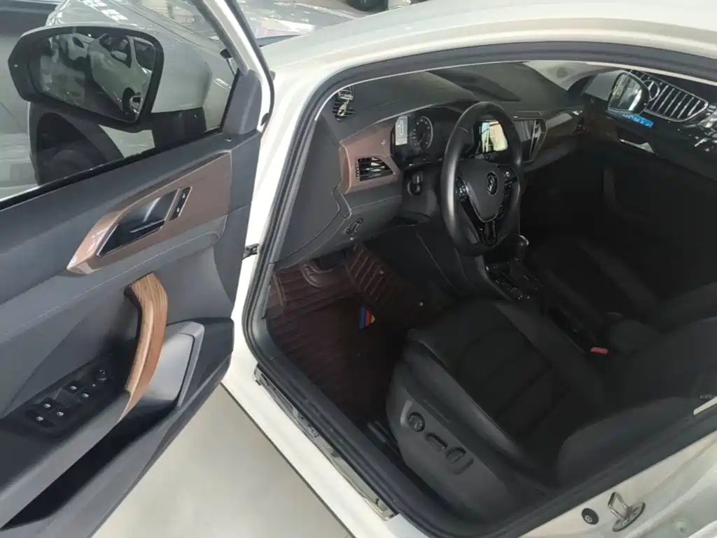 Volkswagen Tharu — миниатюра 16
