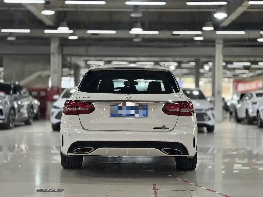 MERCEDES-BENZ C CLASS