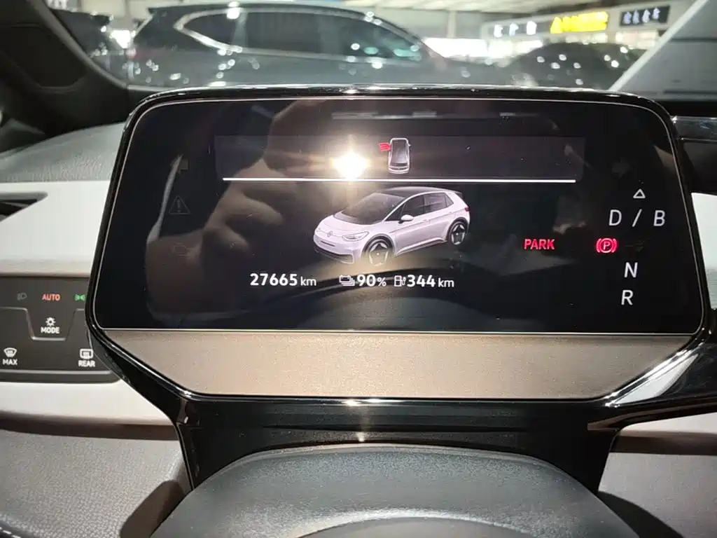 Volkswagen ID.3 — миниатюра 12