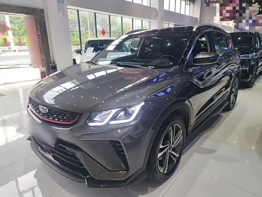 Geely Binyue фото 1