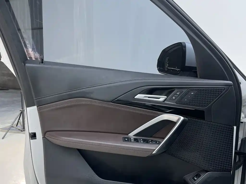 BMW X1 — миниатюра 10