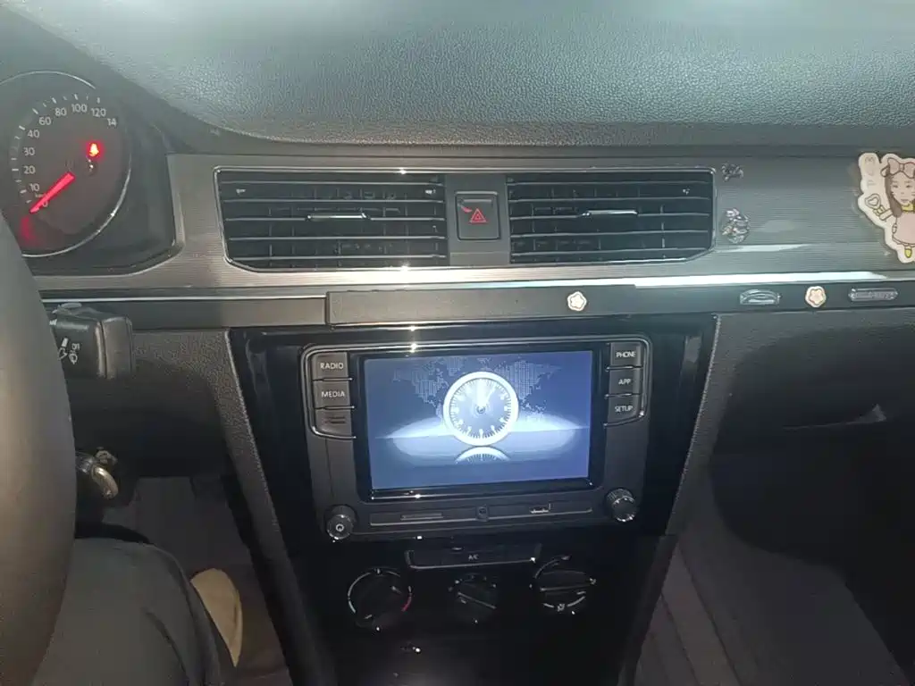 Volkswagen Bora — миниатюра 13