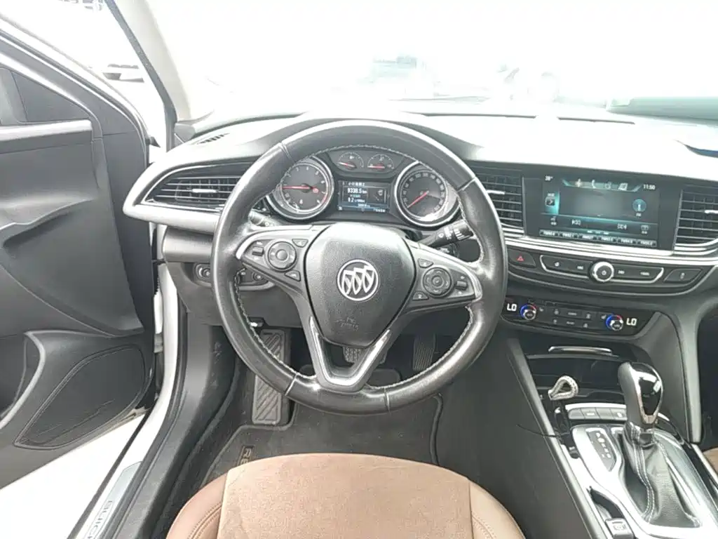 Buick Regal — миниатюра 11