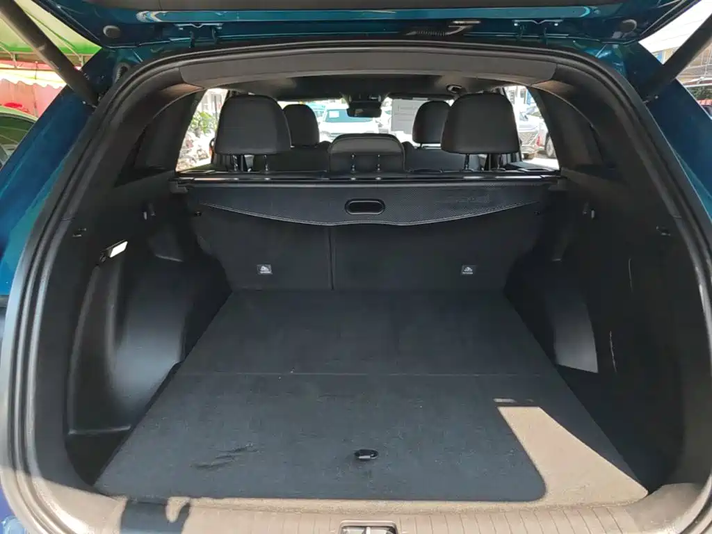 Geely Xingyue L — миниатюра 19