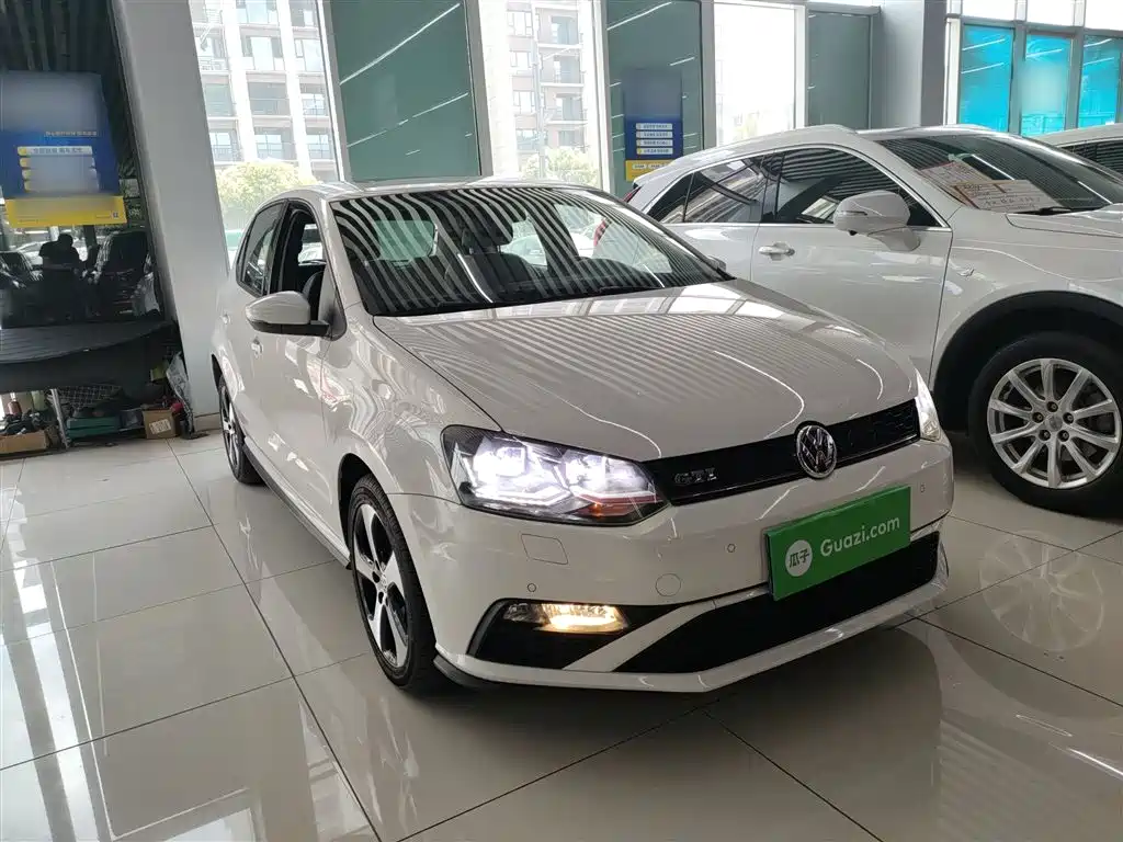 Volkswagen Polo 2015 1.4TSI GTI