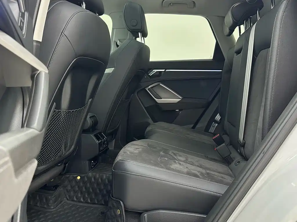 Audi Q3 — миниатюра 8