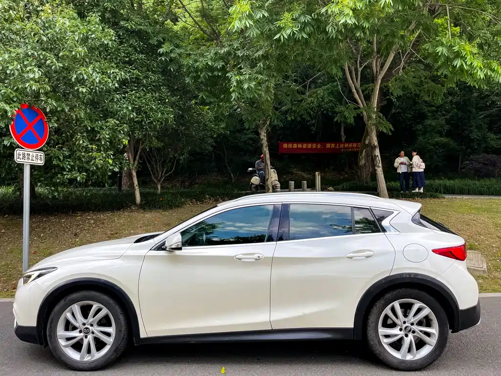 Infiniti QX30 — миниатюра 4