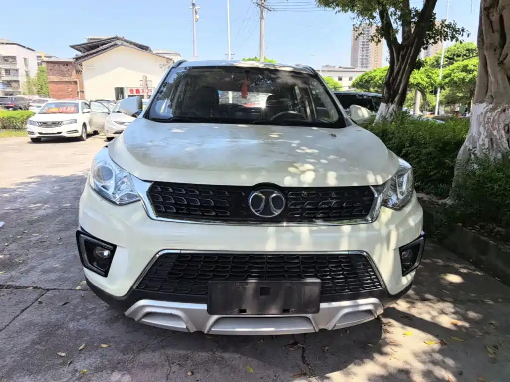 BAIC Senova X35 — миниатюра 3
