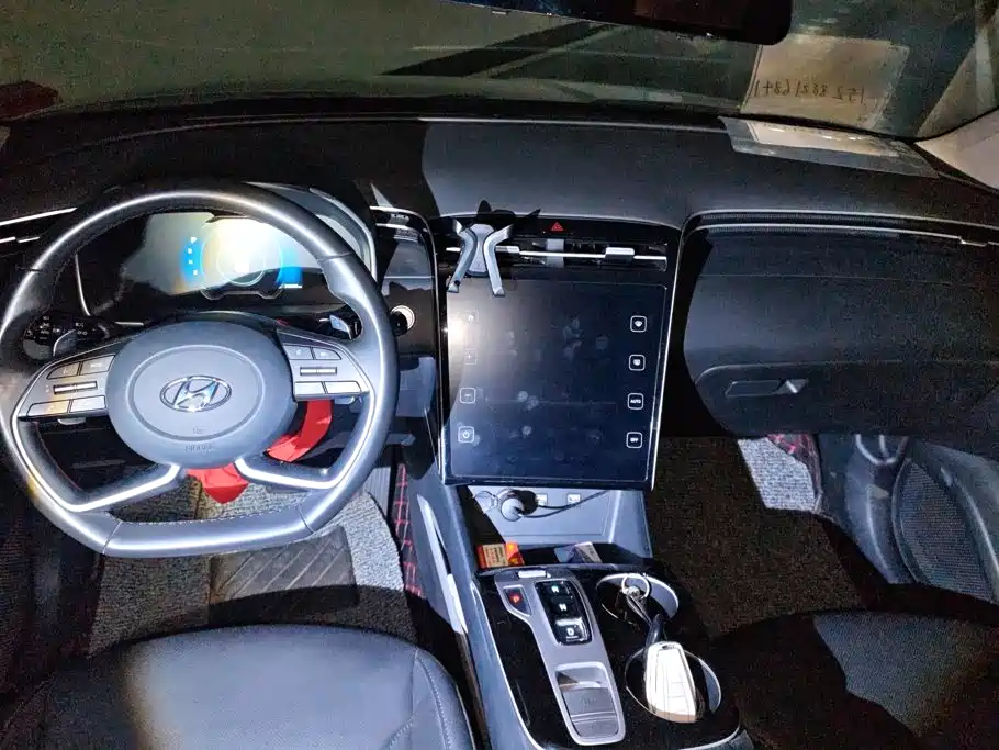 Hyundai Tucson — миниатюра 12