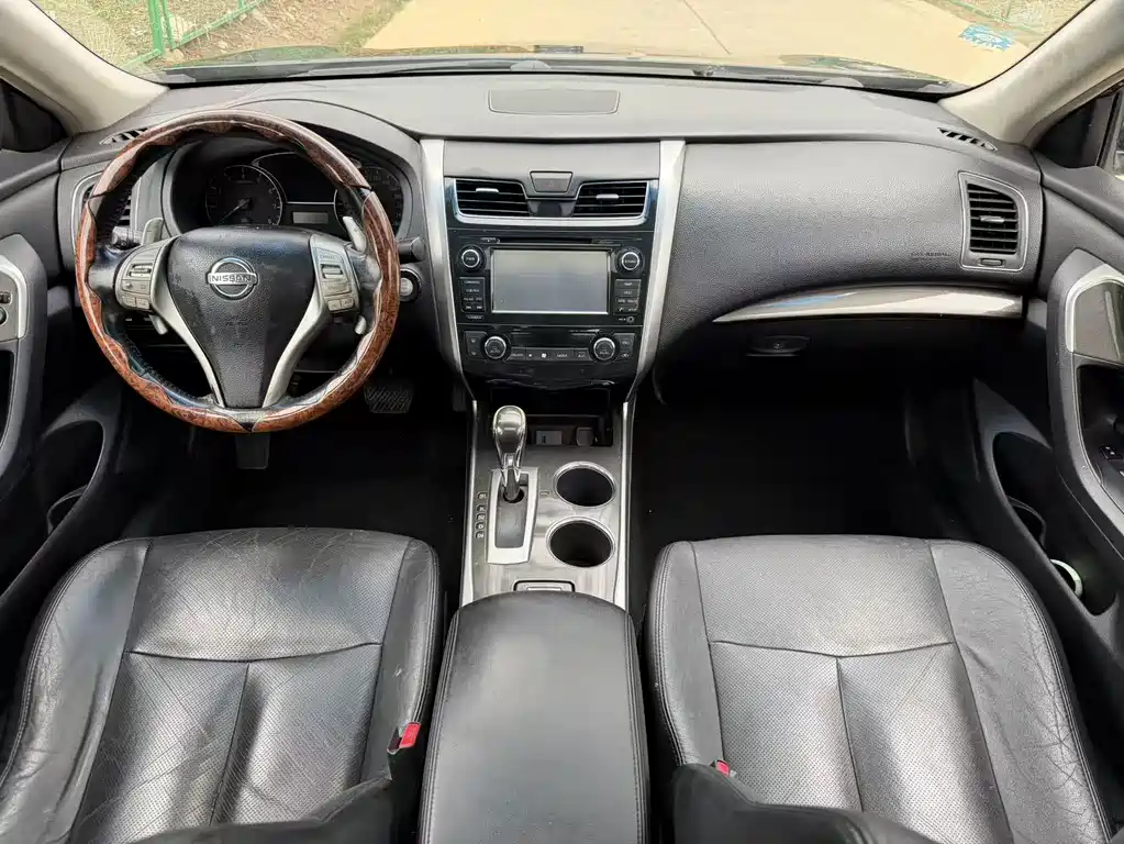 Nissan Teana — миниатюра 7