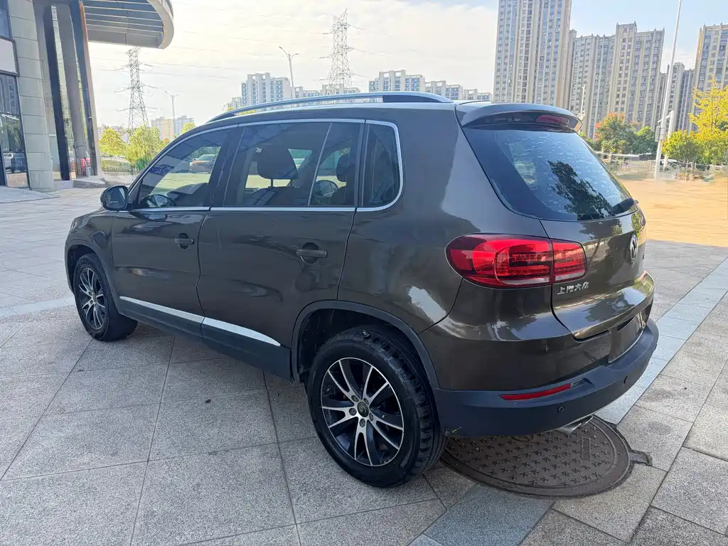 Volkswagen Tiguan — миниатюра 6