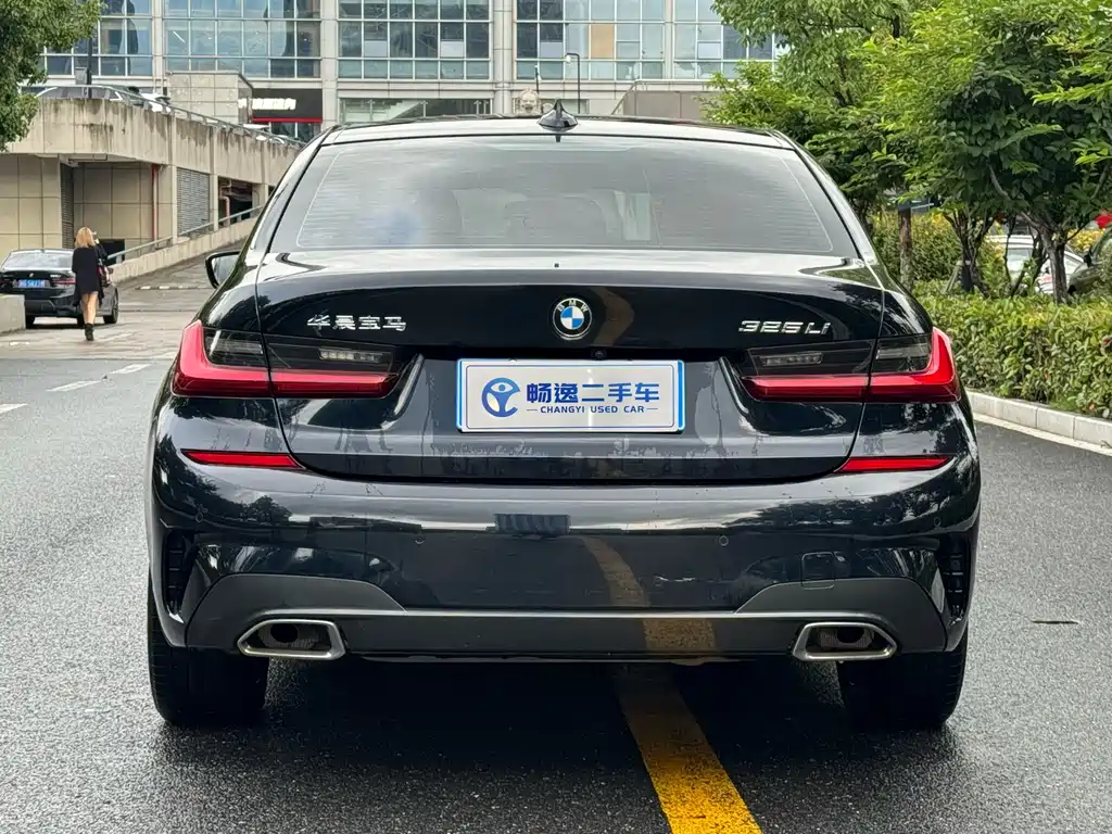 BMW 3 Series 3 2022 325Li M Sport