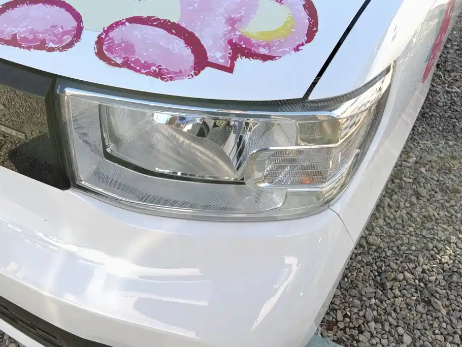Заказать Wuling MINIEV 2020 года за 660 888 ₽  из Китая