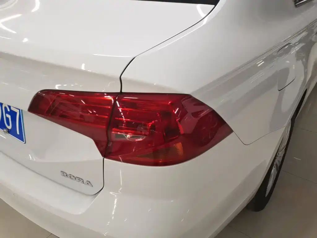 Volkswagen Bora — миниатюра 8