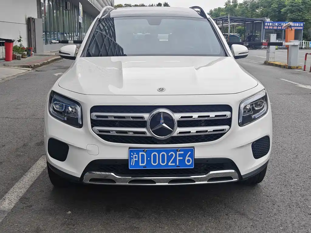 Mercedes-Benz GLB — миниатюра 2