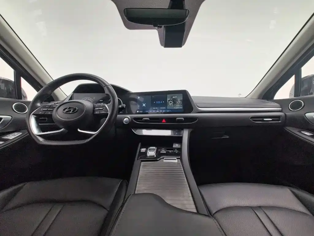 Hyundai Sonata — миниатюра 5