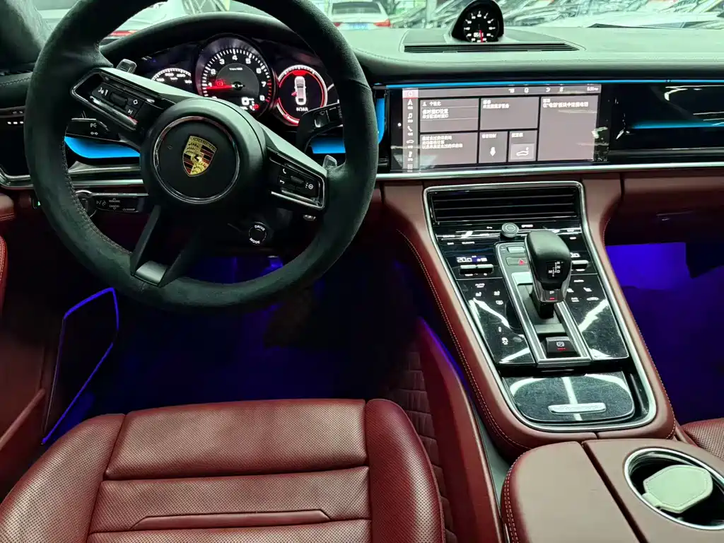 Porsche Panamera — миниатюра 11