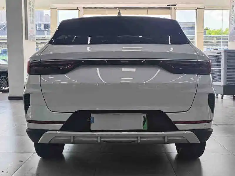 BYD PLUS New Energy — миниатюра 7