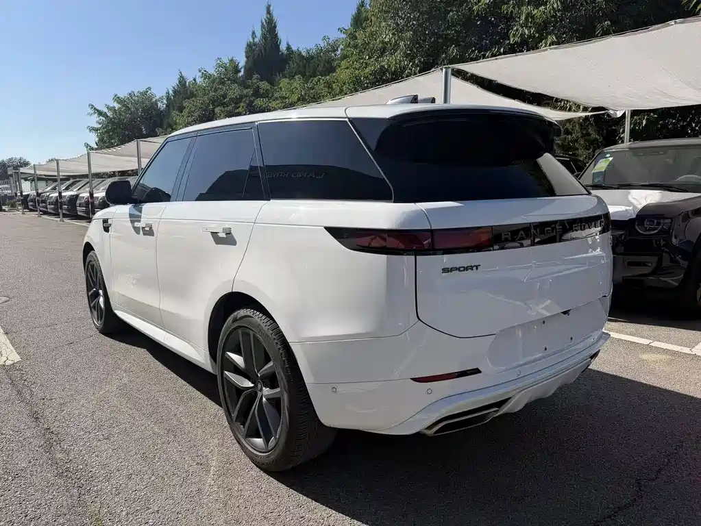 Land Rover Sport — миниатюра 7