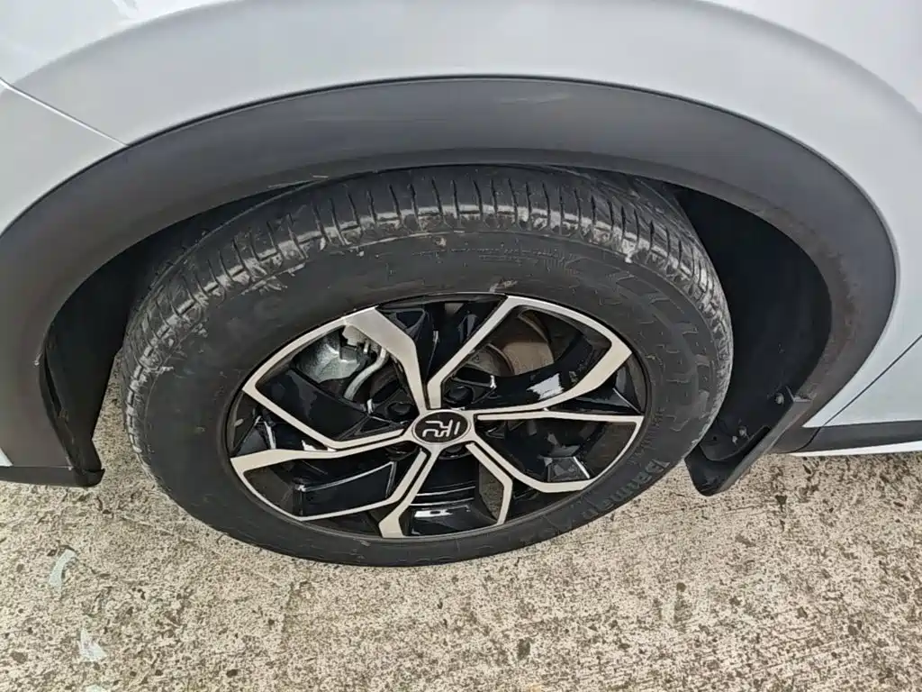 BYD Yuan Plus — миниатюра 23
