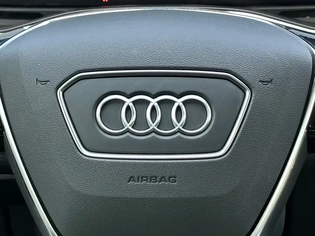 Audi A7L — миниатюра 16