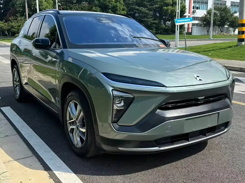 NIO ES6 — миниатюра 7