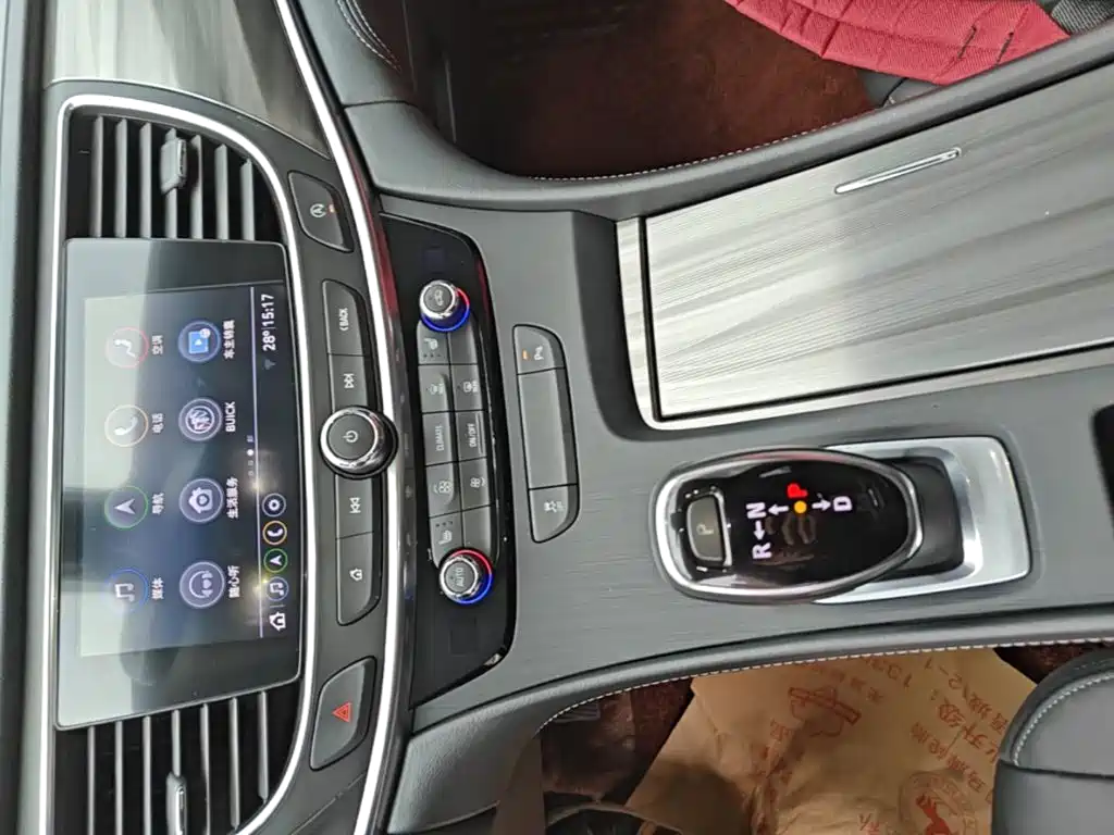 Buick LaCrosse — миниатюра 14
