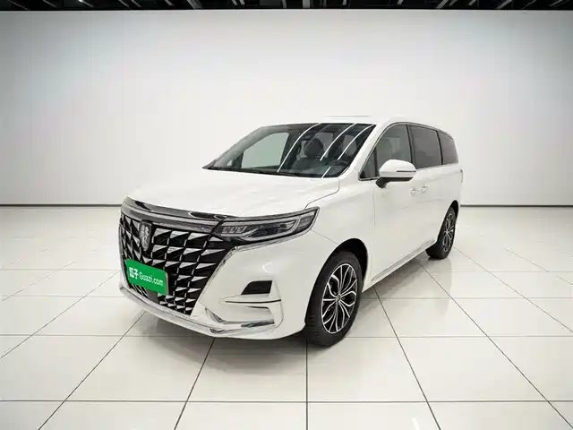 2025 Roewe iMAX8