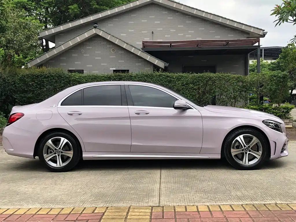 Mercedes-Benz C-Class — миниатюра 6