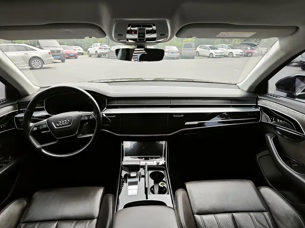 Audi A8 — миниатюра 4