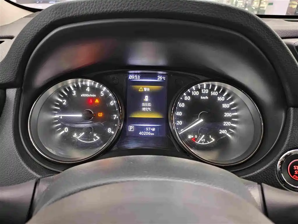 Nissan X-Trail — миниатюра 18